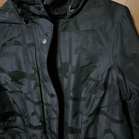 Jacket - Picture 4 of 6